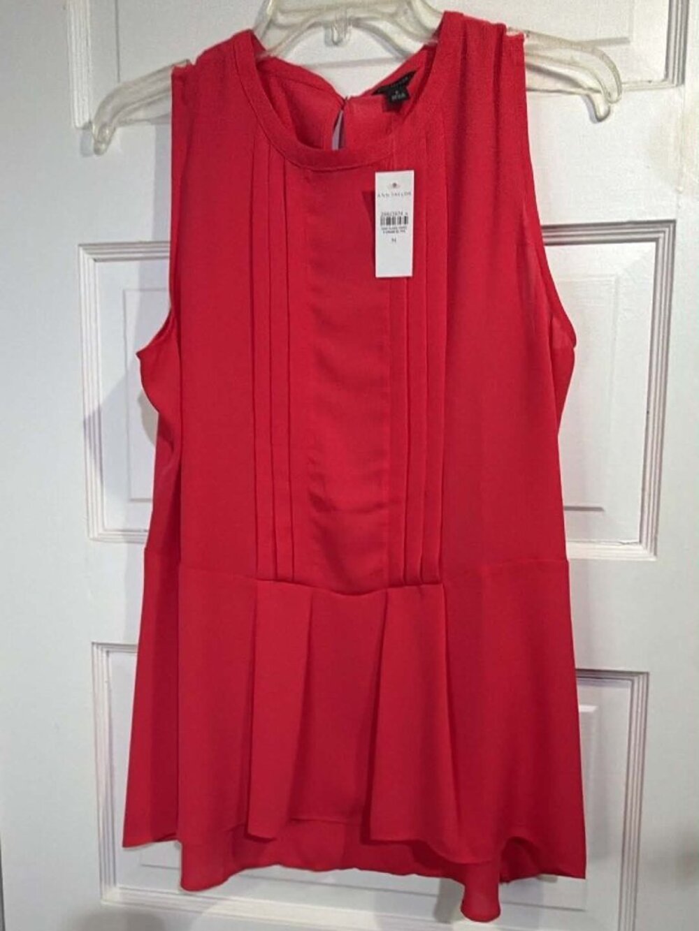 ann taylor size M top sleevles pink top